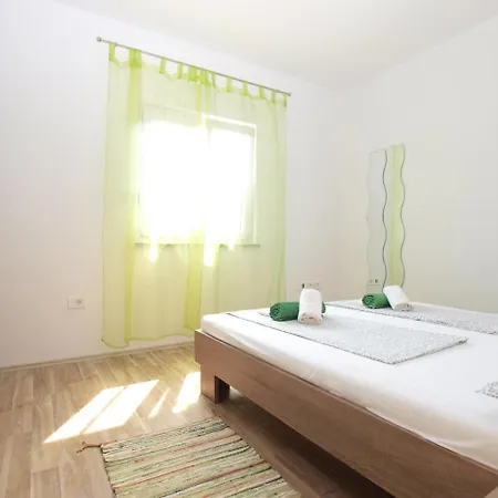 Apartment Suzana 1403