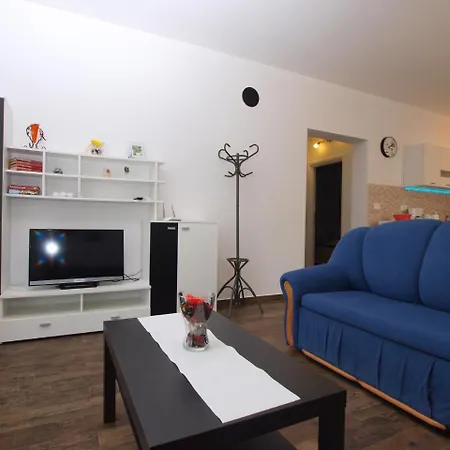 Suzana 1403 Apartment *